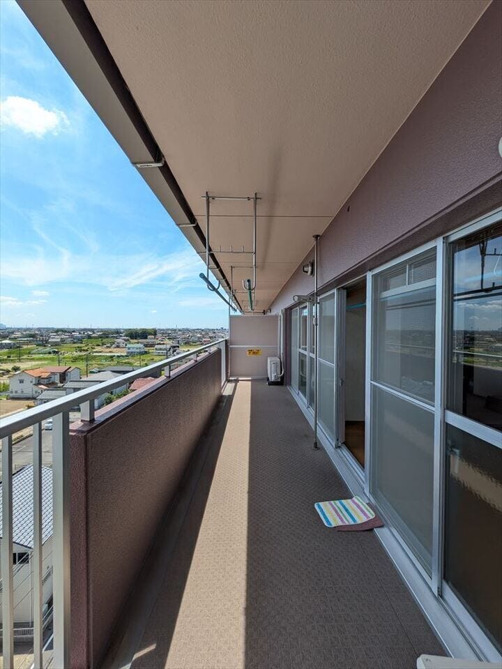 広さを十分に確保。抜け感のある眺望が空間に広がりを生み出します