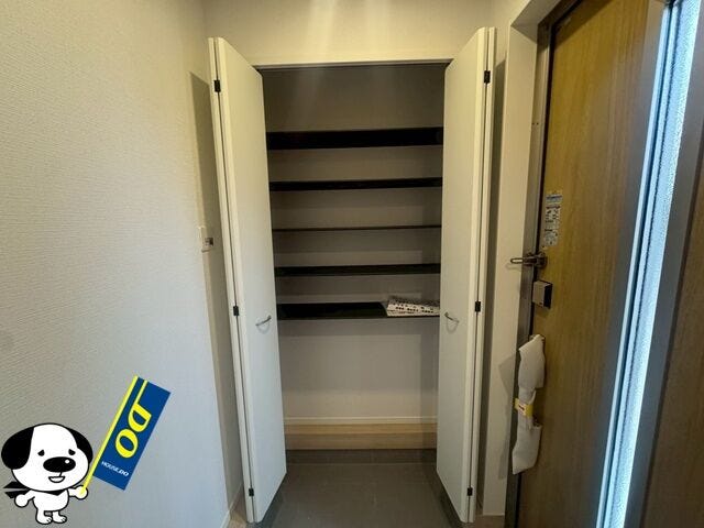 シューズボックスにご家族みんなの靴もスッキリ収納。