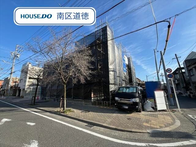 【外観】
南西角地に建つ住まい♪
名鉄築港線/大江駅まで徒歩約16分、栄・金山方面行きの市営バス「泉楽通四丁目」停まで徒歩約2分と、アクセス良好です◎
(2026年1月20日撮影)