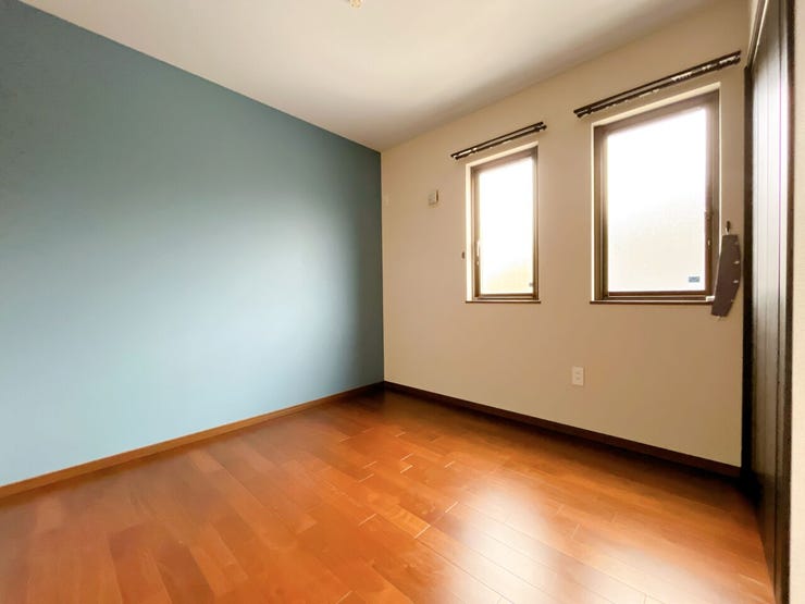 ご家族揃ってお休みいただける、広々としたお部屋です。