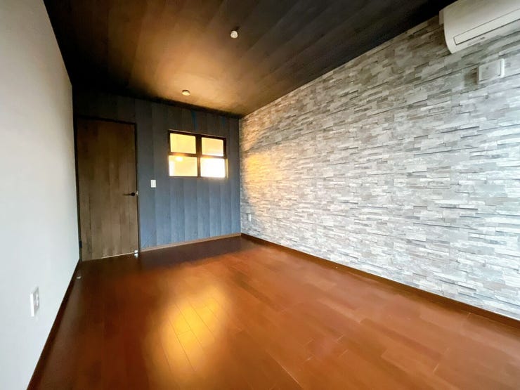 2面採光で風通しの良いお部屋です。