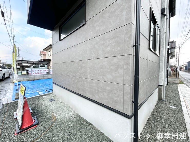 ■遊びと安らぎの多目的空間■子どもが安全に遊べ、ペットと触れ合い、大人も自然に癒やされる、暮らしを彩るスペースです。