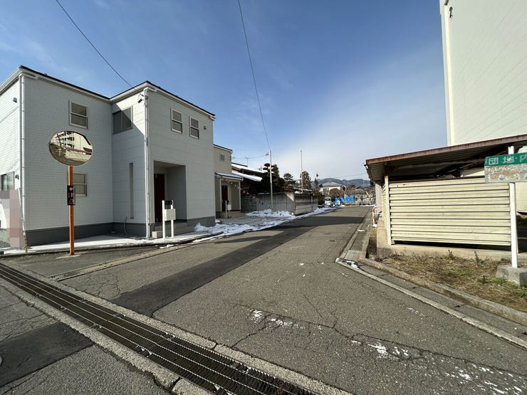 前面道路(東から西)