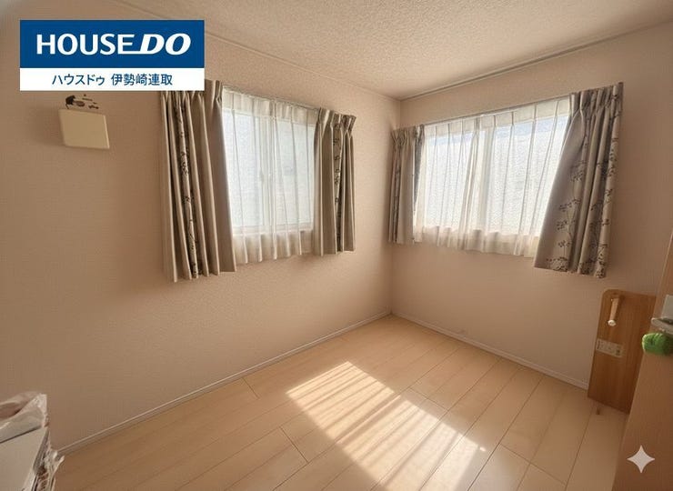 朝日に起こしてもらえる生活!
ボーっと朝日を眺めて、時間が過ぎるのに身をゆだねてみましょう…♪