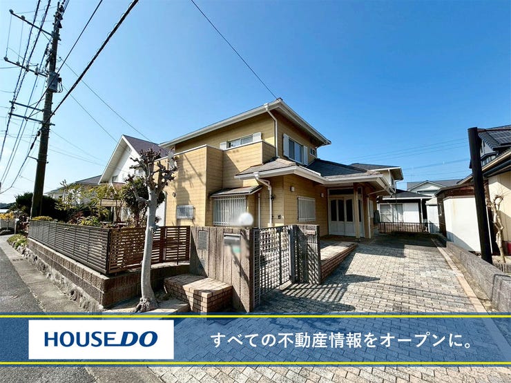 【外観】
【庭付】モニター付きインターホン♪ウッドデッキ♪バリアフリー♪トイレ2ヶ所♪閑静な住宅街♪