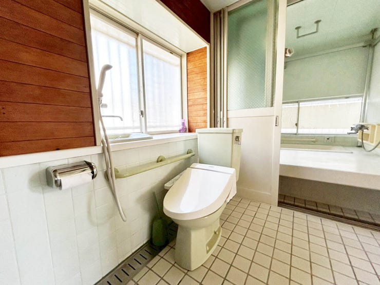 【庭付】モニター付きインターホン♪ウッドデッキ♪バリアフリー♪トイレ2ヶ所♪閑静な住宅街♪