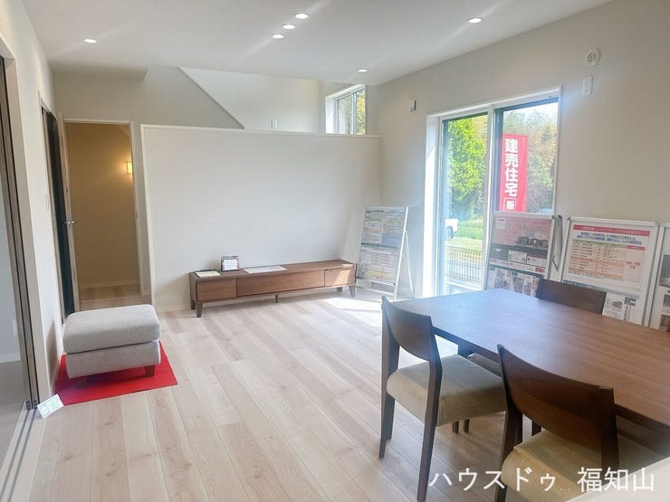 家族が集まるリビングは明るい雰囲気