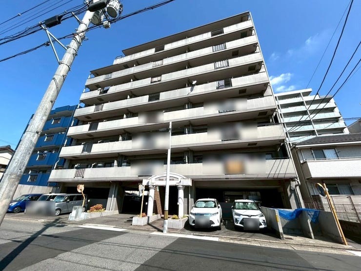 スーパー、コンビニ、ドラッグストアが徒歩圏内♪