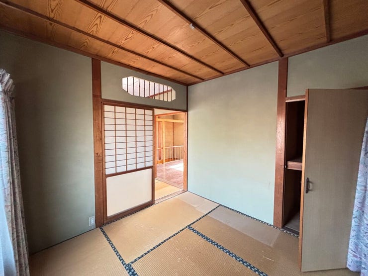 【2F 北西和室】
4.5帖
〇押入