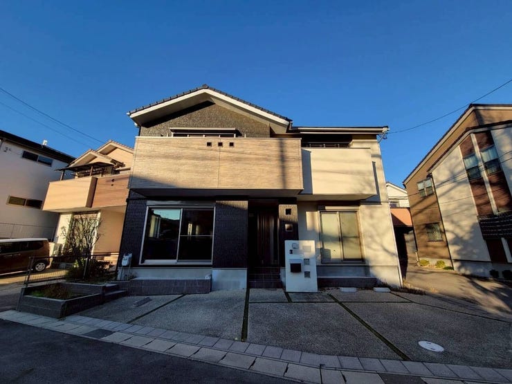 【外観】
◆愛知環状鉄道「三河上郷」駅 徒歩9分
◆駐車3台可能◎
◆長期優良住宅