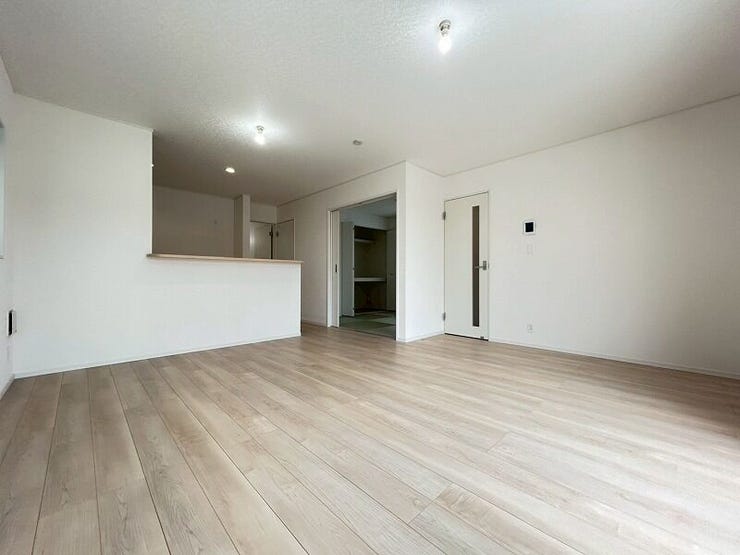 家族が自然と集まる、ゆったりのリビング