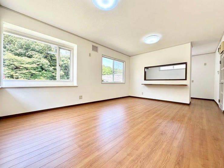 R7年5月内外装リフォーム工事完工♪