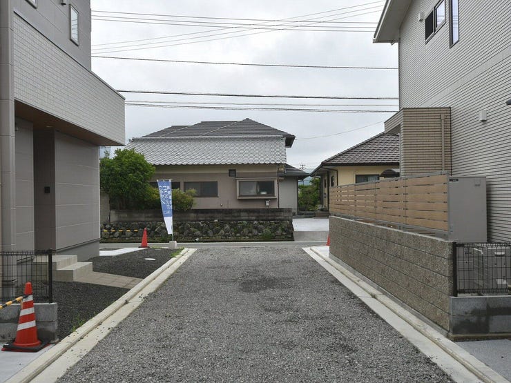 西側道路