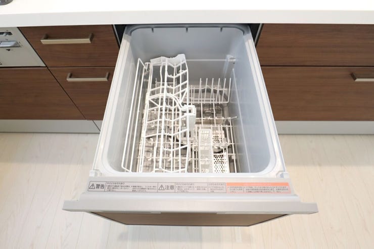 ○食器洗浄乾燥機○ 同仕様
キッチンには嬉しい食洗機付き♪
家事の時短や手荒れの防止、節水などメリットいっぱい♪