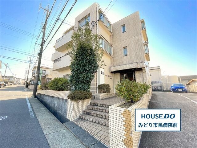 【外観】
【ユニーブル旭出マンション2号館】
地上3階建、総戸数18戸のマンションになります。
名古屋市桜通線/鳴子北駅まで徒歩22分