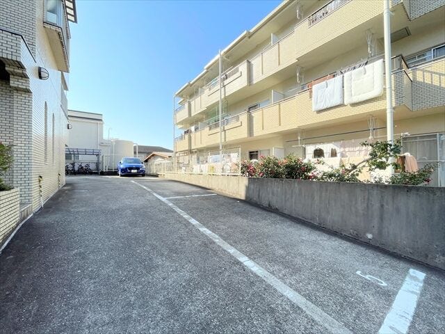 【駐車スペース】