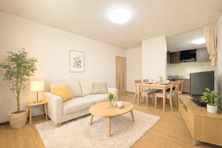 ※画像はイメージです。
実際の写真に家具や調度品をCG合成したものです。
(家具等は販売に含まれておりません)