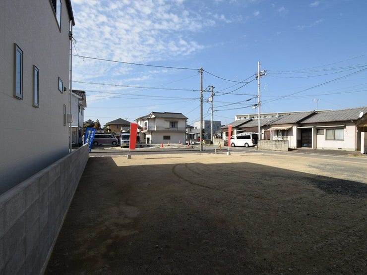 敷地内を南東側より撮影 2026.01.18