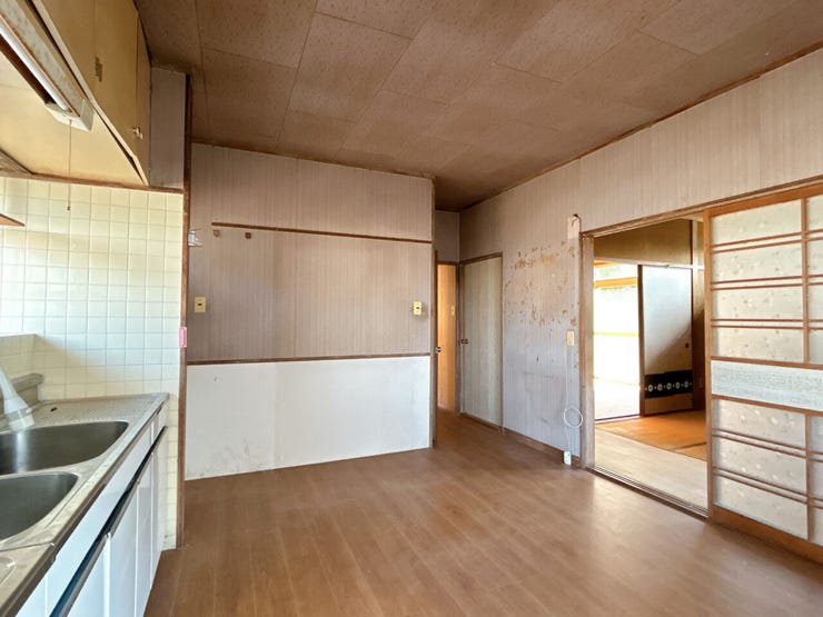 独立した空間で、お料理に集中できる使い勝手の良い配置です。