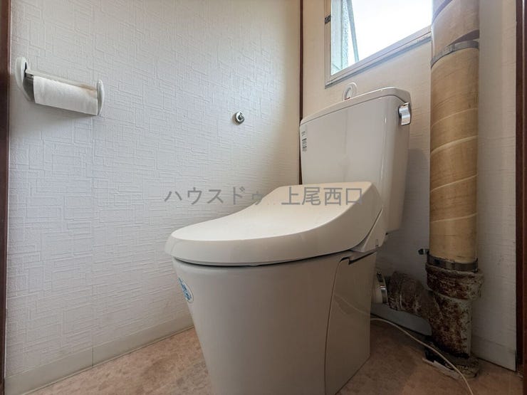 【トイレ】
一般的な機能が備わっている、トイレとなっております。