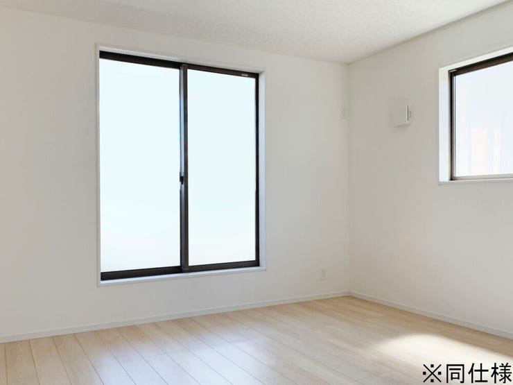 ※同仕様
◎現地案内予約受付中!◎
様々なインテリアに馴染みやすいシンプルなデザインの洋室です♪