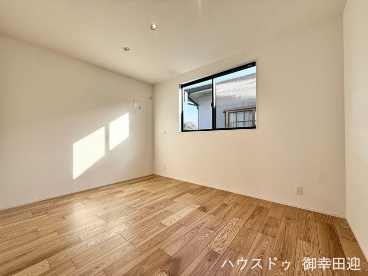 ■2階6.0帖洋室■心からリラックスできる静けさ、上質な眠りで、毎日をリセットします。明日への活力を養う空間です。