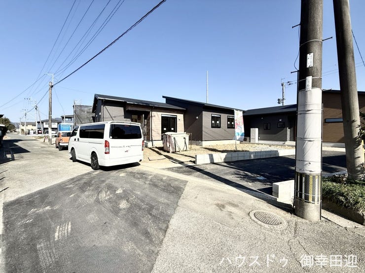 ■理想を叶える新しい暮らしの舞台■高いデザイン性と機能性を兼ね備えた住まい。ここで、家族の新しい物語が始まります。