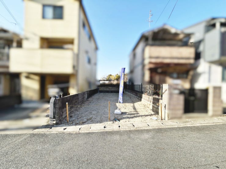 【外観】
南向きにつき陽当り良好♪