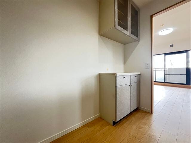 収納スペースもしっかりあります。お料理の段取りもよくなりますね。