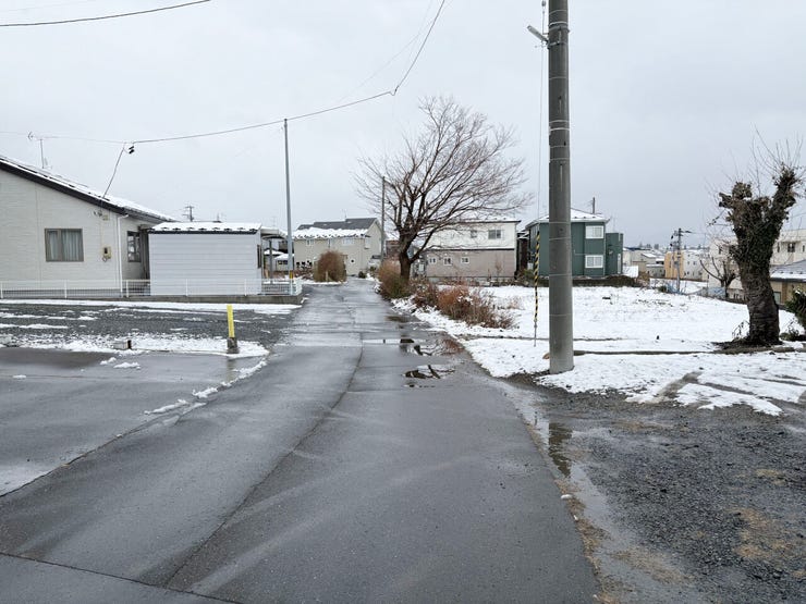 現地(2025年12月)撮影
◎現地案内予約受付中!◎
詳細は、ハウスドゥ 八戸下長までお気軽にお問い合わせくださいませ♪