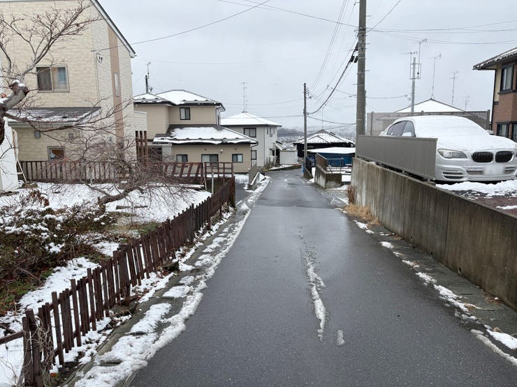 現地(2025年12月)撮影
◎現地案内予約受付中!◎
詳細は、ハウスドゥ 八戸下長までお気軽にお問い合わせくださいませ♪