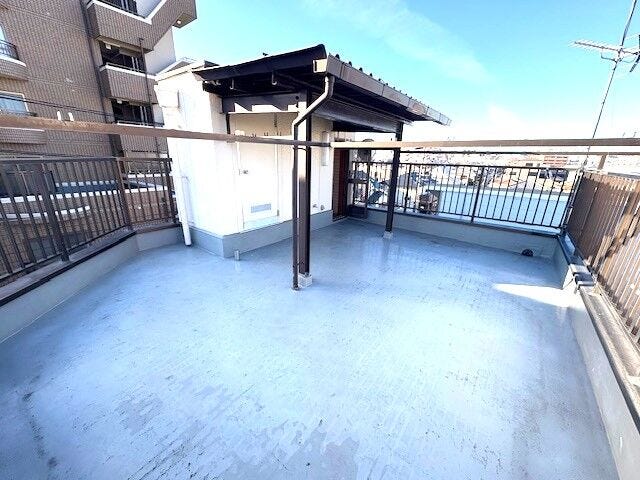 広々ルーフバルコニー♪