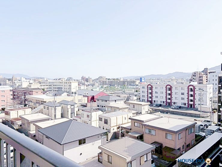 6階部分ならではの抜け感のある眺望。
周囲との距離感が保たれています。