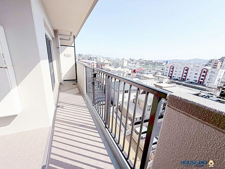 奥行きを確保した設計。
多用途に対応できる余白があります。