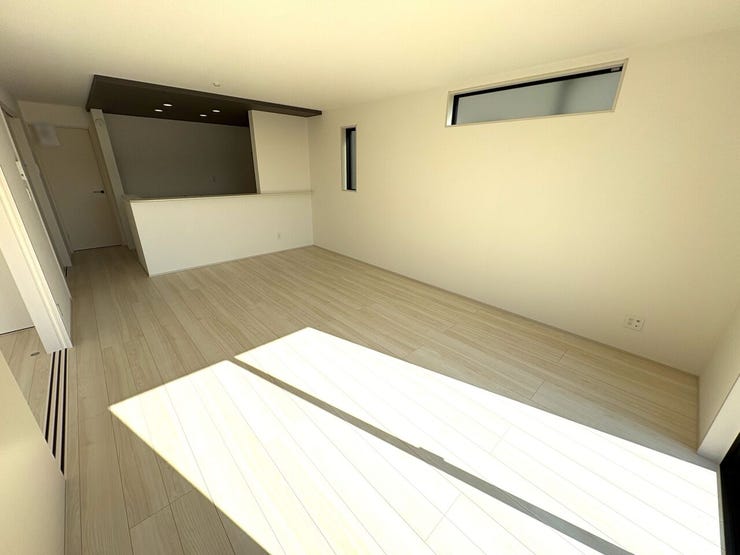 明るく開放的な広々リビング♪
一家団欒の時間が増えそうですね♪