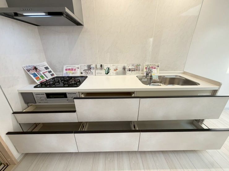 ◇ご案内方法◇
ご来店いただかなくても、現地待ち合わせ・自宅、最寄りまでの送迎サービスで柔軟に対応!周辺環境や他にも見たい物件もあわせてご案内できます!