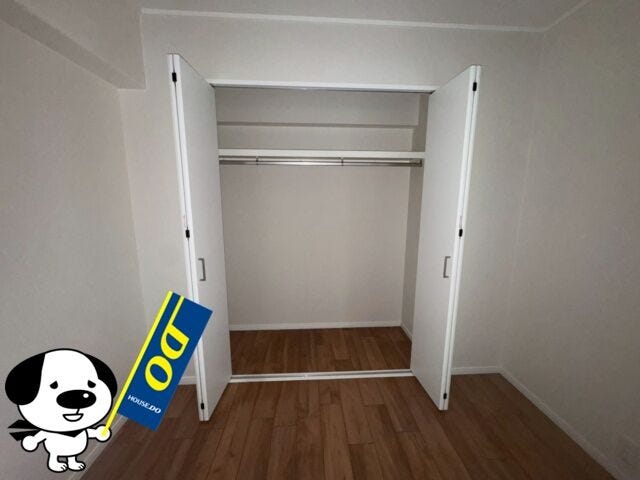 収納充実!明るい居室♪