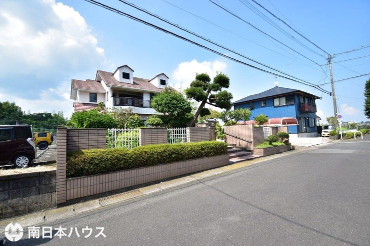 【外観】令和7年8月18日 撮影
南向きの日当たり良好な敷地です!