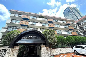 港区赤坂９丁目