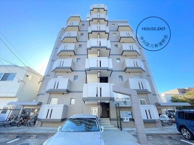 【外観】
JR関西本線/春田 徒歩8分
近鉄名古屋線/伏屋 徒歩14分
近鉄名古屋線/戸田 徒歩25分
名古屋市営バス 「伏屋橋」停 徒歩4分