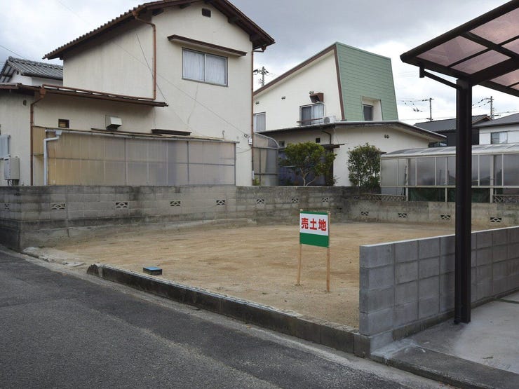 外観を北西側より撮影