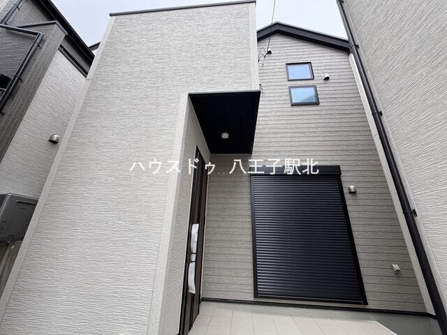 3LDKの間取り、駐車は2台可能です。