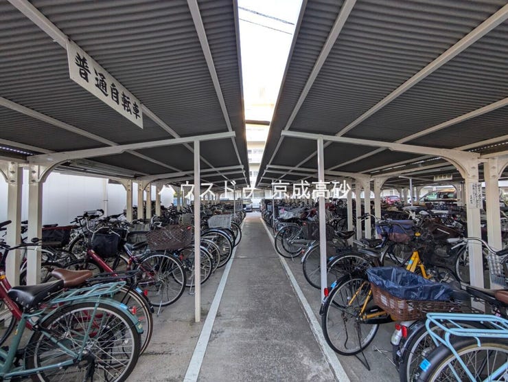 屋根付き駐輪場