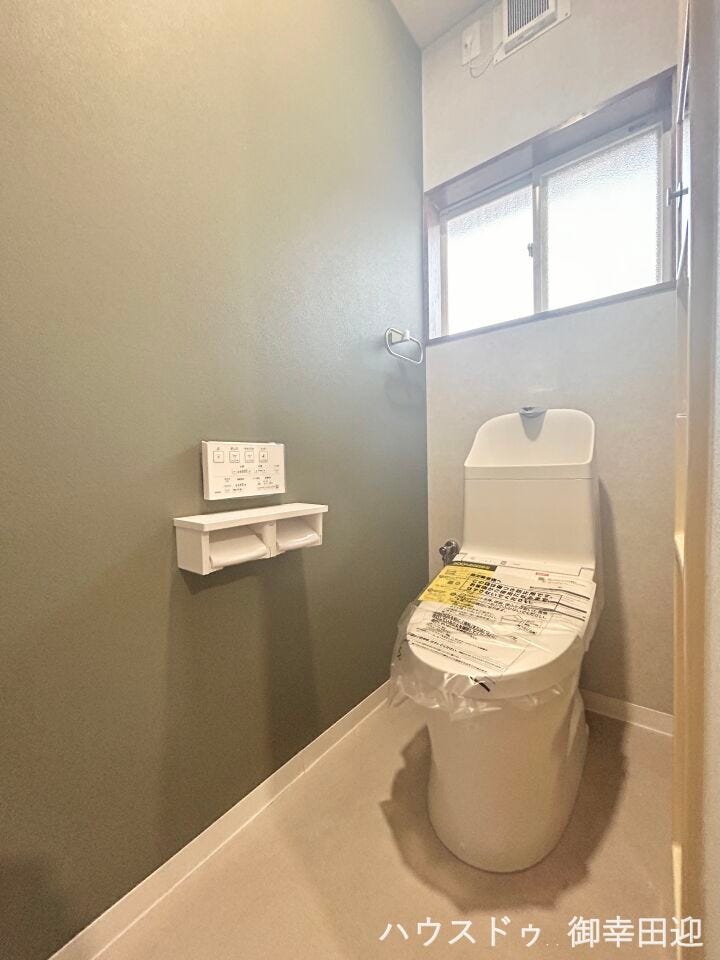 ■一人になれる安らぎの場所■清潔さと静けさを両立した空間。心落ち着くひとときを過ごせる、プライベートなレストルームです。