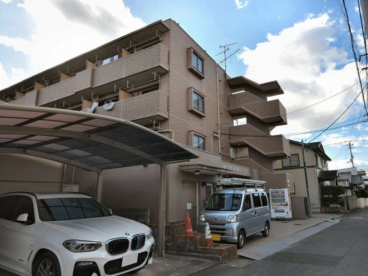 外観を北東側より撮影