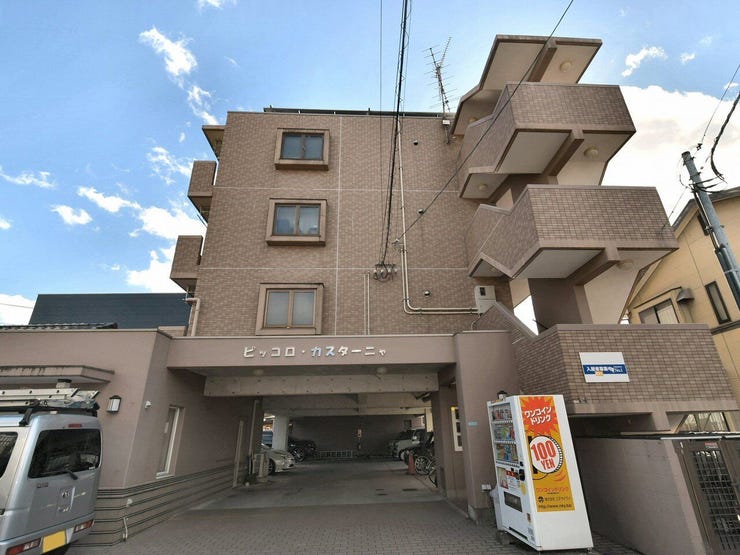 外観を北側より撮影