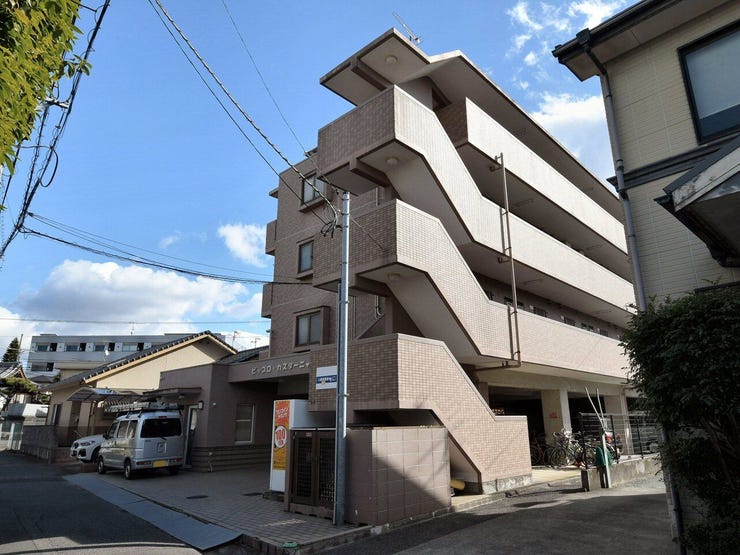 外観を北西側より撮影