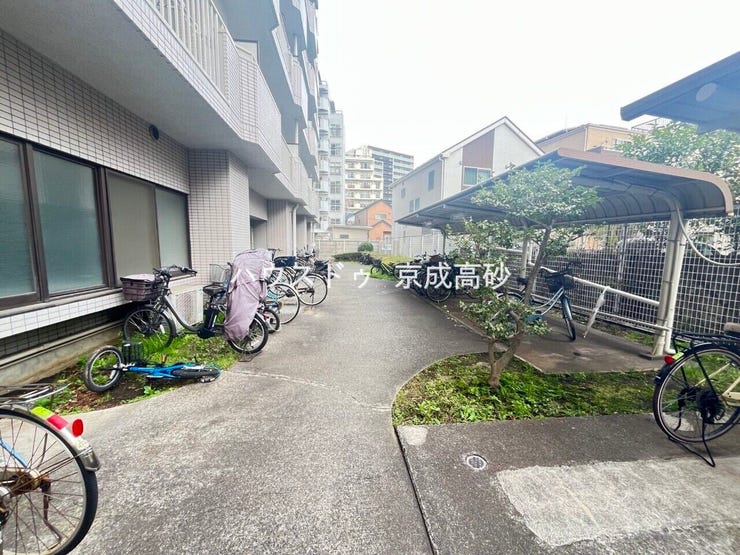 駐輪場になります。