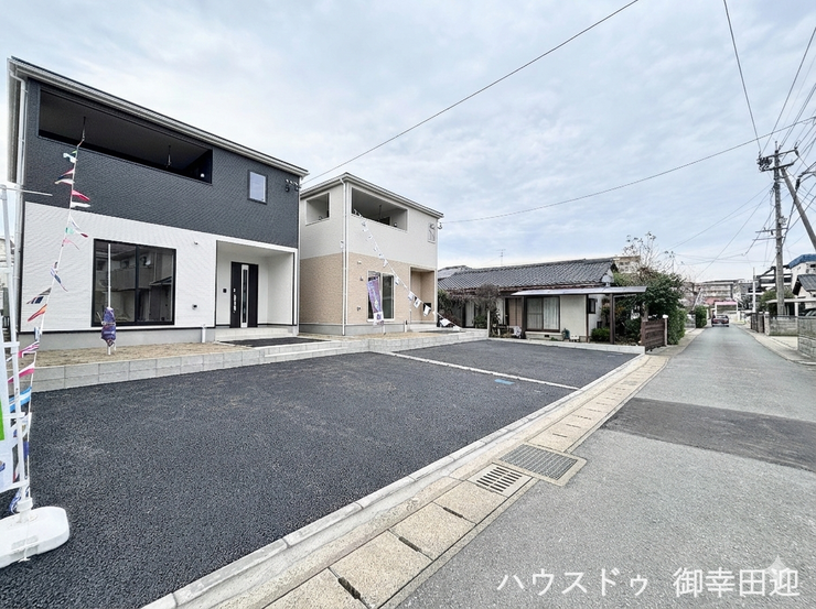 ■理想を叶える新しい暮らしの舞台■高いデザイン性と機能性を兼ね備えた住まい。ここで、家族の新しい物語が始まります。