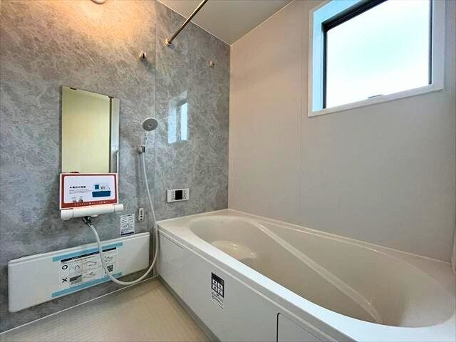 節水効果のあるベンチ浴槽でのんびり半身浴で一日の疲れを落としてください
(2026年2月24日 撮影)